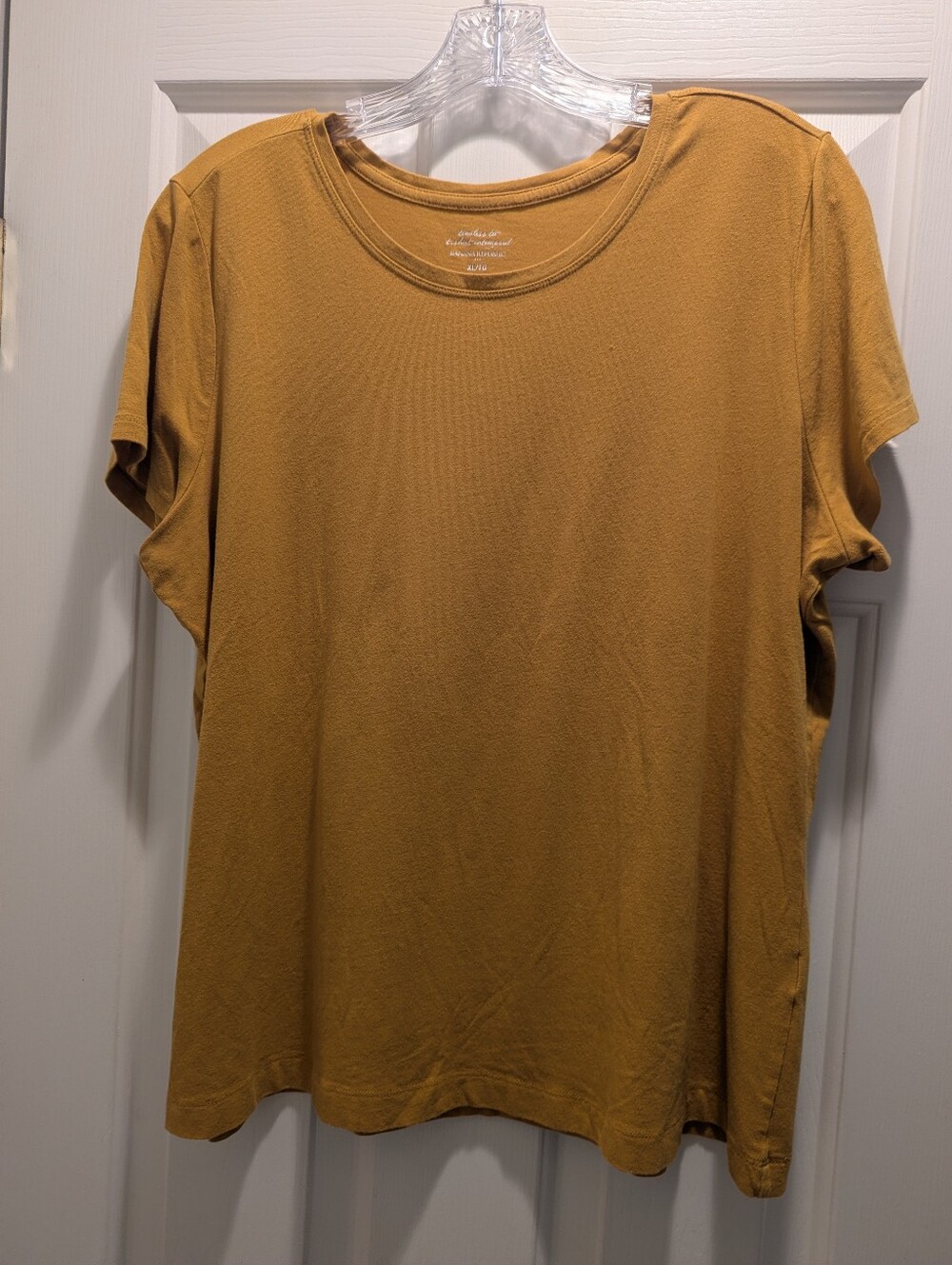 Banana Republic Mustard Gold Yellow Short Sleeve Tee T-shirt Sz XL *NWOT